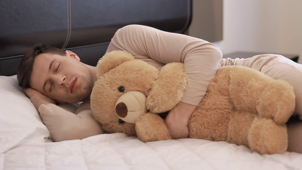 Why One in Three Adult Men Can’t Fall Asleep Without a Cuddly Plushie - MoeMoeKyun