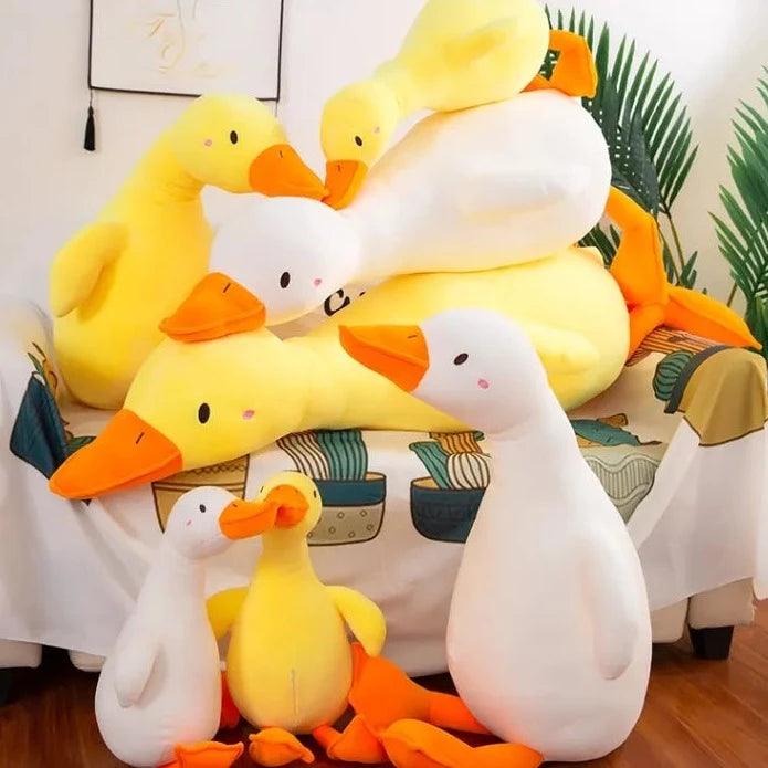 Super Soft Duck Plushie | New – MoeMoeKyun
